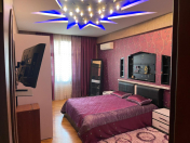 İcarəyə verilir 3 otaqlı 125 m2 yeni tikili İçəri Şəhər m.