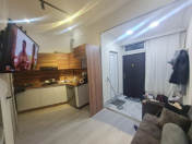 Satılır 3 otaqlı 40 m2 köhnə tikili Sahil m.