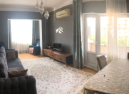 Satılır 4 otaqlı 100 m2 köhnə tikili Bakıxanov