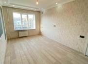 Satılır 2 otaqlı 52 m2 köhnə tikili Neapol dairəsi