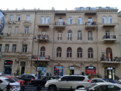 İcarəyə verilir 3 otaqlı 100 m2 köhnə tikili 28 May m.