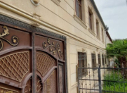 Satılır 9 otaqlı 4 m2 həyət evi Qazax