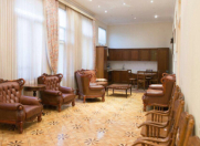 İcarəyə verilir 4 otaqlı 213 m2 köhnə tikili Fontanlar bağı