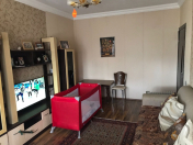 Satılır 2 otaqlı 60 m2 köhnə tikili Həzi Aslanov