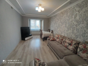 Satılır 4 otaqlı 110 m2 köhnə tikili İnşaatçılar m.