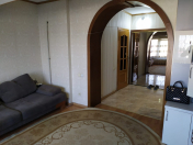 İcarəyə verilir 3 otaqlı 90 m2 köhnə tikili Gənclik m.