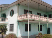 İcarəyə verilir 6 otaqlı 150 m2 həyət evi Astara