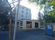 Satılır 2 otaqlı 35 m2 köhnə tikili Bakıxanov