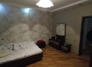 İcarəyə verilir 6 otaqlı 300 m2 yeni tikili Nəsimi r.