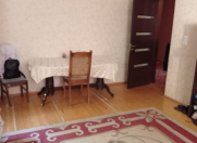 İcarəyə verilir 4 otaqlı 105 m2 köhnə tikili Yeni Yasamal