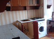 İcarəyə verilir 2 otaqlı 56 m2 köhnə tikili Xətai r.