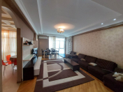 Satılır 3 otaqlı 126 m2 yeni tikili Nəriman Nərimanov m.