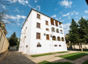 İcarəyə verilir 10 otaqlı 1250 m2 bağ evi Badamdar