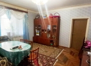Satılır 5 otaqlı 110 m2 köhnə tikili Şah İsmayıl Xətai m.