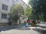 Satılır 1 otaqlı 33 m2 köhnə tikili Gənclik m.