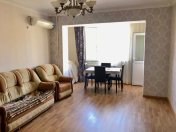 Satılır 3 otaqlı 80 m2 köhnə tikili Ağ şəhər