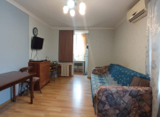 Satılır 2 otaqlı 35 m2 köhnə tikili Bakıxanov