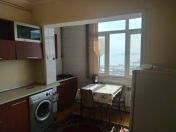 İcarəyə verilir 2 otaqlı 80 m2 köhnə tikili Həzi Aslanov