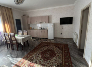 İcarəyə verilir 3 otaqlı 75 m2 yeni tikili Quba