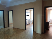 İcarəyə verilir 2 otaqlı 100 m2 yeni tikili ABŞ səfirliyi