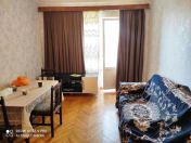 İcarəyə verilir 3 otaqlı 70 m2 köhnə tikili İçəri Şəhər m.