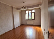 Satılır 2 otaqlı 65 m2 yeni tikili Bayıl