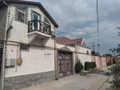 Satılır 8 otaqlı 220 m2 həyət evi Buzovna