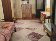 Satılır 4 otaqlı 120 m2 köhnə tikili İnşaatçılar m.