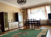 Satılır 3 otaqlı 176 m2 yeni tikili Nizami m.