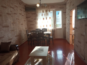 İcarəyə verilir 2 otaqlı 60 m2 köhnə tikili Yasamal parkı