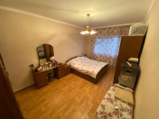 Satılır 3 otaqlı 80 m2 köhnə tikili Yasamal parkı