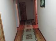 Satılır 4 otaqlı 106 m2 köhnə tikili Xalqlar Dostluğu m.