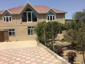 Satılır 5 otaqlı 240 m2 həyət evi Ramana