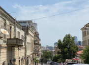 Satılır 3 otaqlı 76 m2 köhnə tikili Axundov bağı