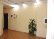 İcarəyə verilir 3 otaqlı 140 m2 ofis Nizami m.