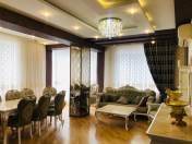 Satılır 3 otaqlı 138 m2 yeni tikili Zərifə Əliyeva adına park