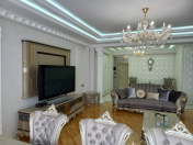 Satılır 3 otaqlı 142 m2 köhnə tikili 4 mkr