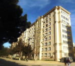 Satılır 4 otaqlı 80 m2 köhnə tikili Bakıxanov