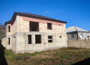 Satılır 5 otaqlı 320 m2 bağ evi Qusar