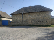 Satılır 4 otaqlı 150 m2 köhnə tikili Göyçay