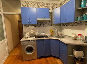 Satılır 2 otaqlı 65 m2 köhnə tikili 9 mkr