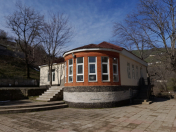 Satılır 3 otaqlı 138.2 m2 obyekt Yardımlı