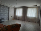 Satılır 3 otaqlı 135 m2 yeni tikili Bakıxanov