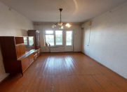 Satılır 2 otaqlı 60 m2 köhnə tikili 9 mkr