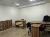 İcarəyə verilir 1 otaqlı 30 m2 ofis Xətai r.
