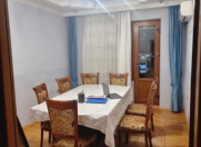 Satılır 3 otaqlı 75 m2 köhnə tikili Rəssamlıq Akademiyası