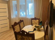 İcarəyə verilir 2 otaqlı 50 m2 köhnə tikili Memar Əcəmi m.