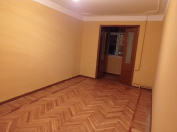 İcarəyə verilir 3 otaqlı 70 m2 köhnə tikili 7 mkr