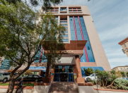 Satılır 3 otaqlı 136 m2 yeni tikili Fəvvarələr meydanı