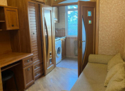 İcarəyə verilir 3 otaqlı 90 m2 köhnə tikili Qara Qarayev m.